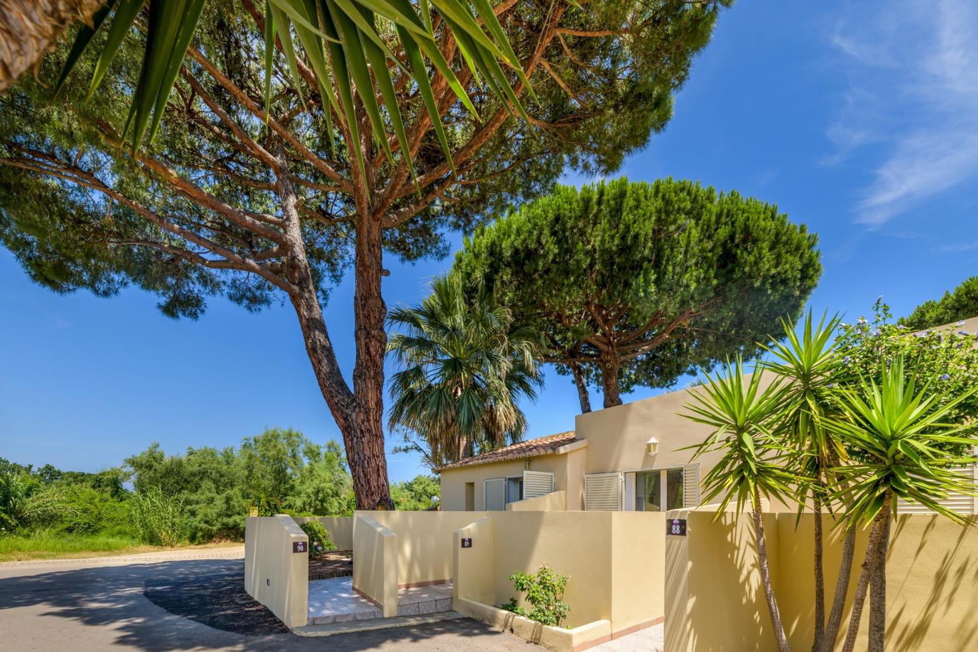 Residence San Pellegrino Folelli Exterior foto