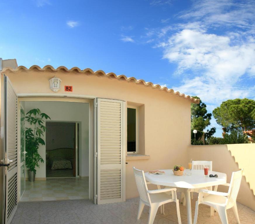 Residence San Pellegrino Folelli Exterior foto